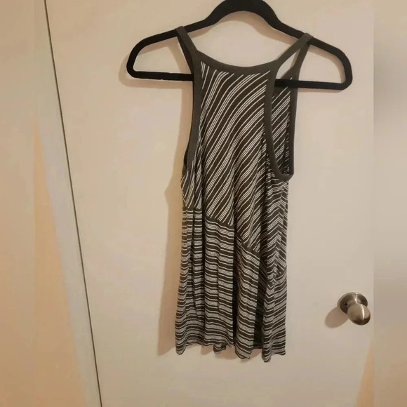 A Pea In The Pod Maternity Top Womens Size Medium Long Tank Top Stripes Summer - Picture 2 of 7